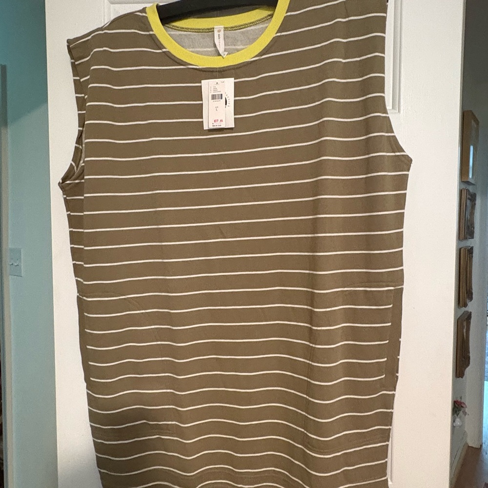 Stylish Striped Sleeveless Dress in Brown and Yellow